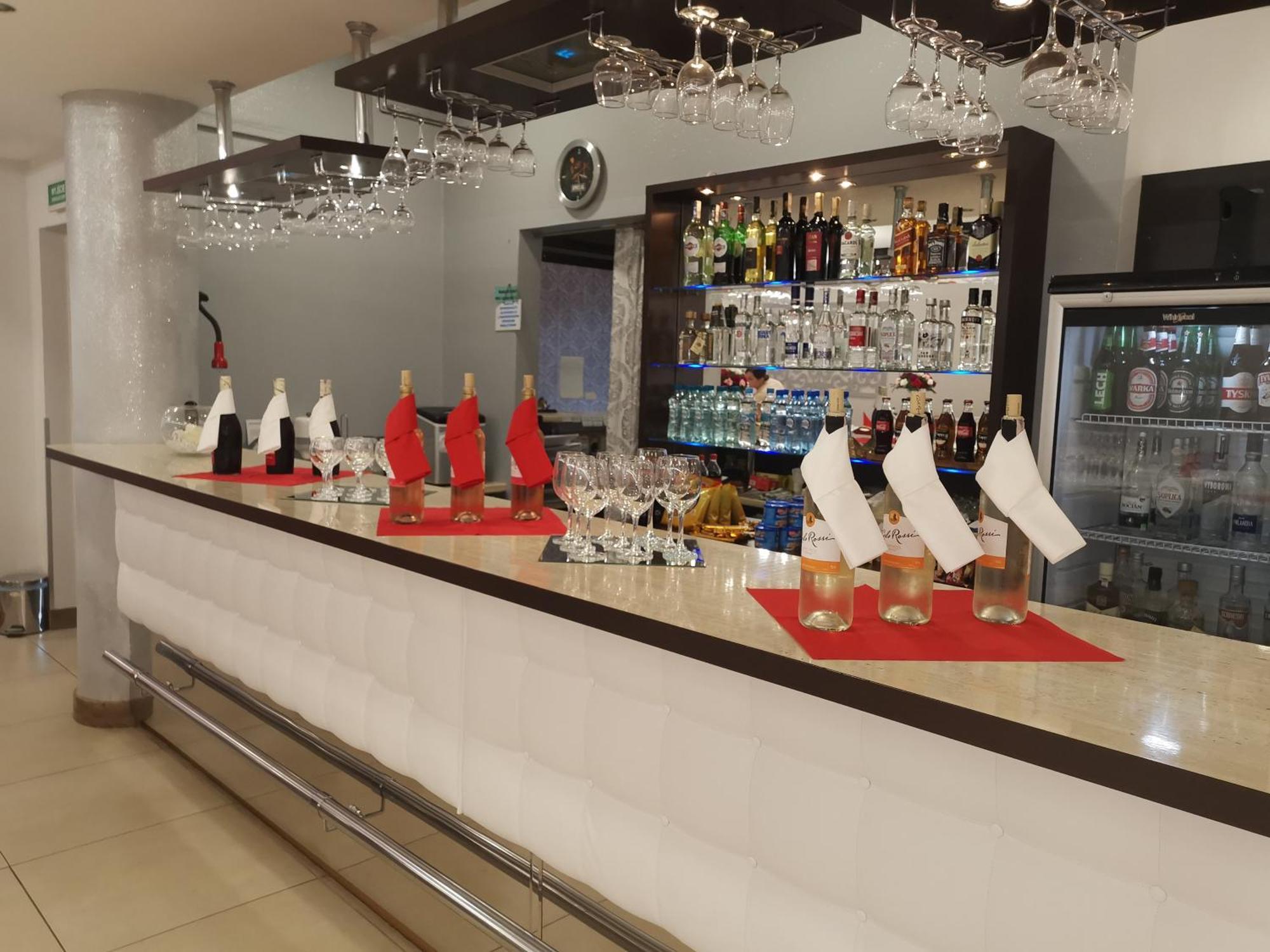 Hotel Nad Rzeczka Torun Luaran gambar